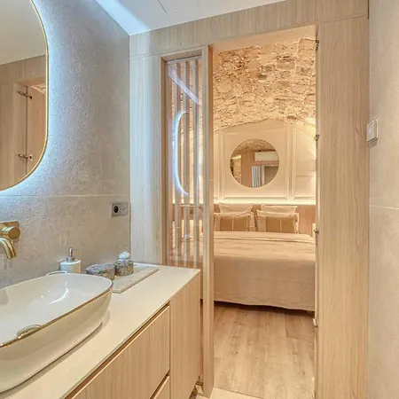 Historic Loft By Architect, Near Louvre